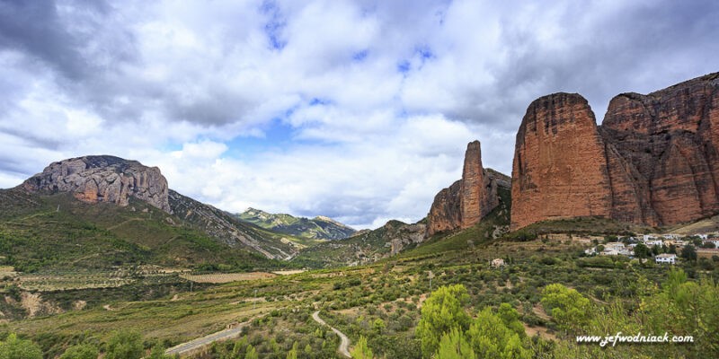 Lire la suite à propos de l’article Espagne: Mallos de Riglos.