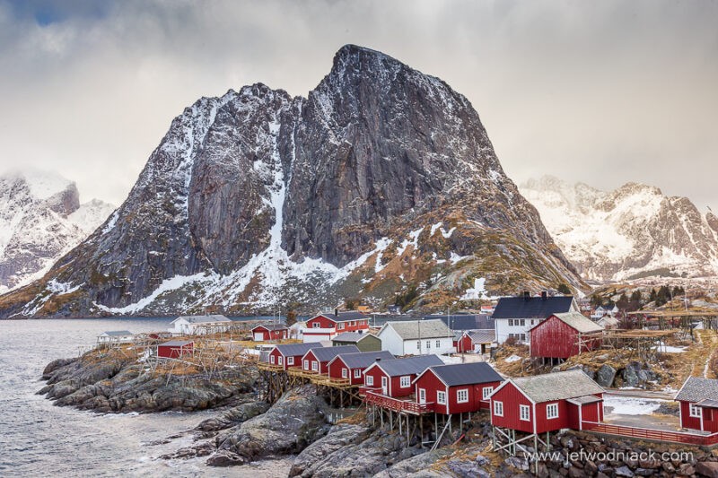 Lire la suite à propos de l’article Norvège: Les  Rorbus rouges des îles Lofoten.
