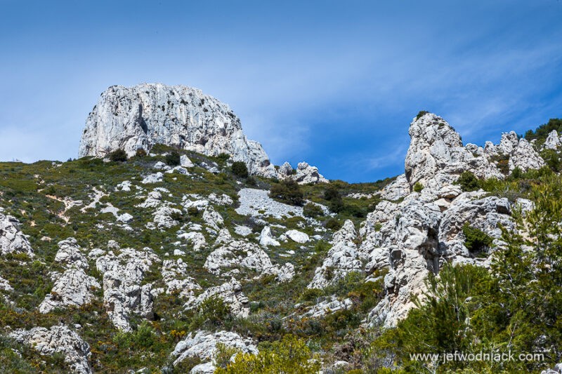 Lire la suite à propos de l’article France: Minéralité sauvage aux portes de Marseille.